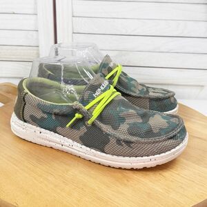Hey Dude Wally Youth Sox Woven Lace Up‎ Shoes Green Camo 4 Big Kid